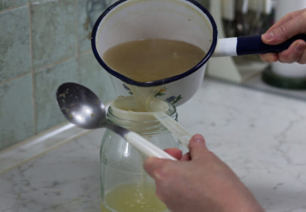 Recept na domácí sirup, který vám pomůže zbavit se přebytečné vody v těle